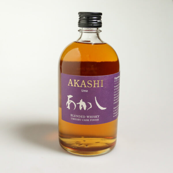 Whisky Akashi vieilli en fût d'umeshu